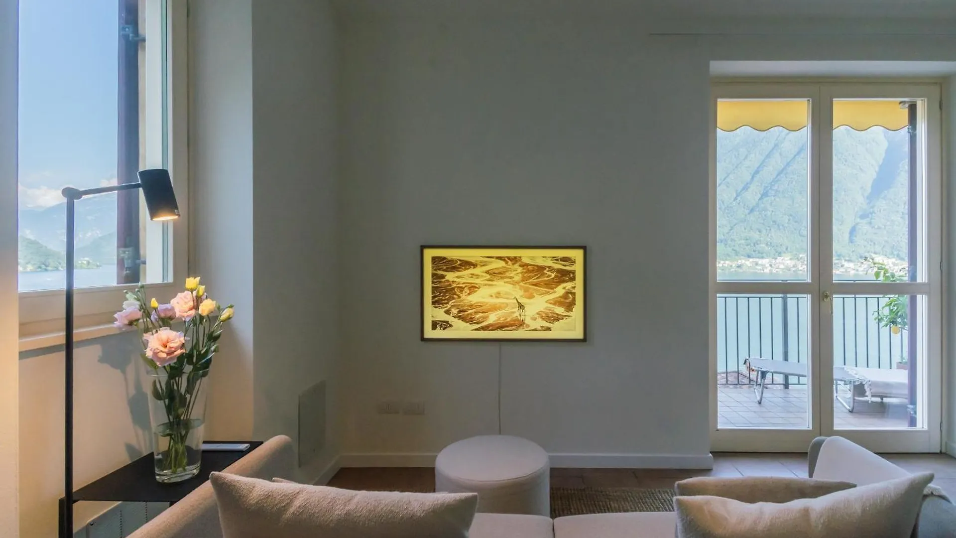 דירה סלה קומצ'ינה Casa Vela By Rent All Como איטליה