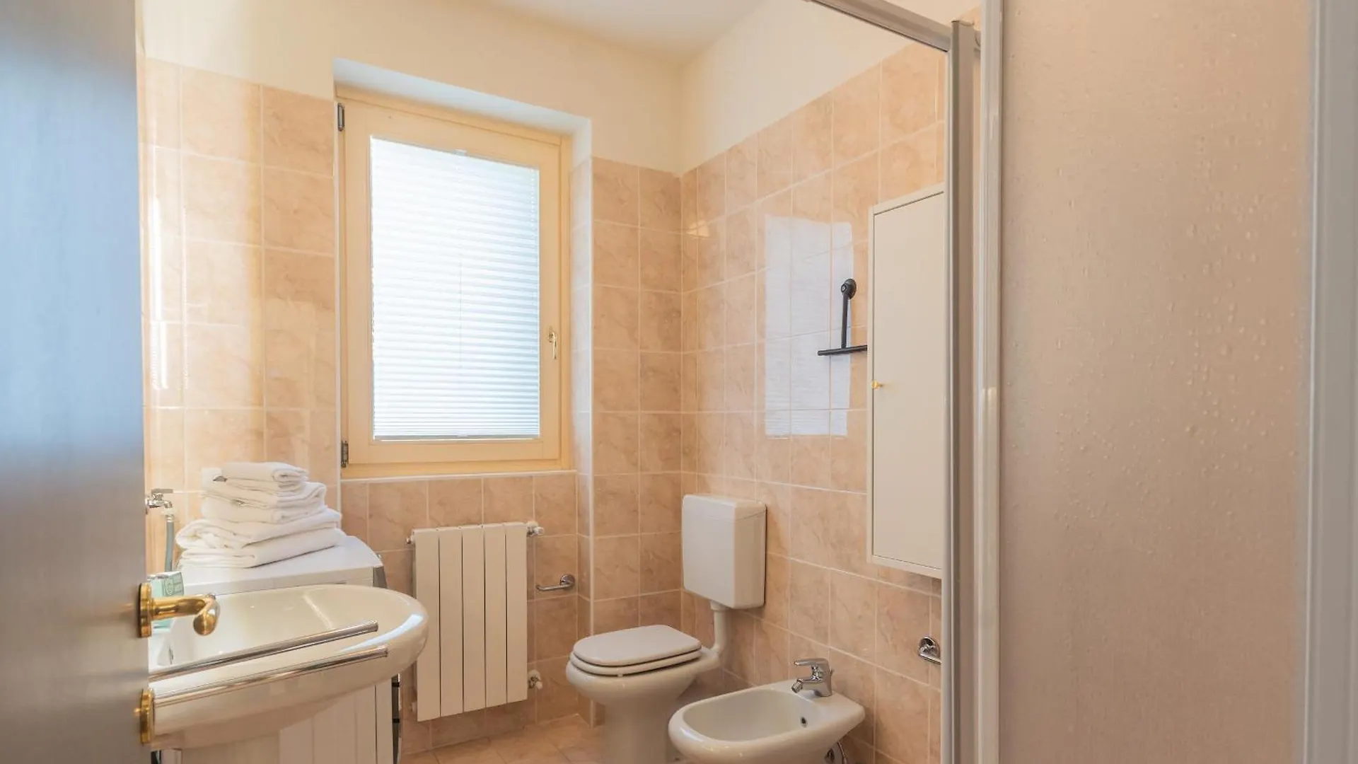 شقة Casa Vela By Rent All Como سالا كوماسينا