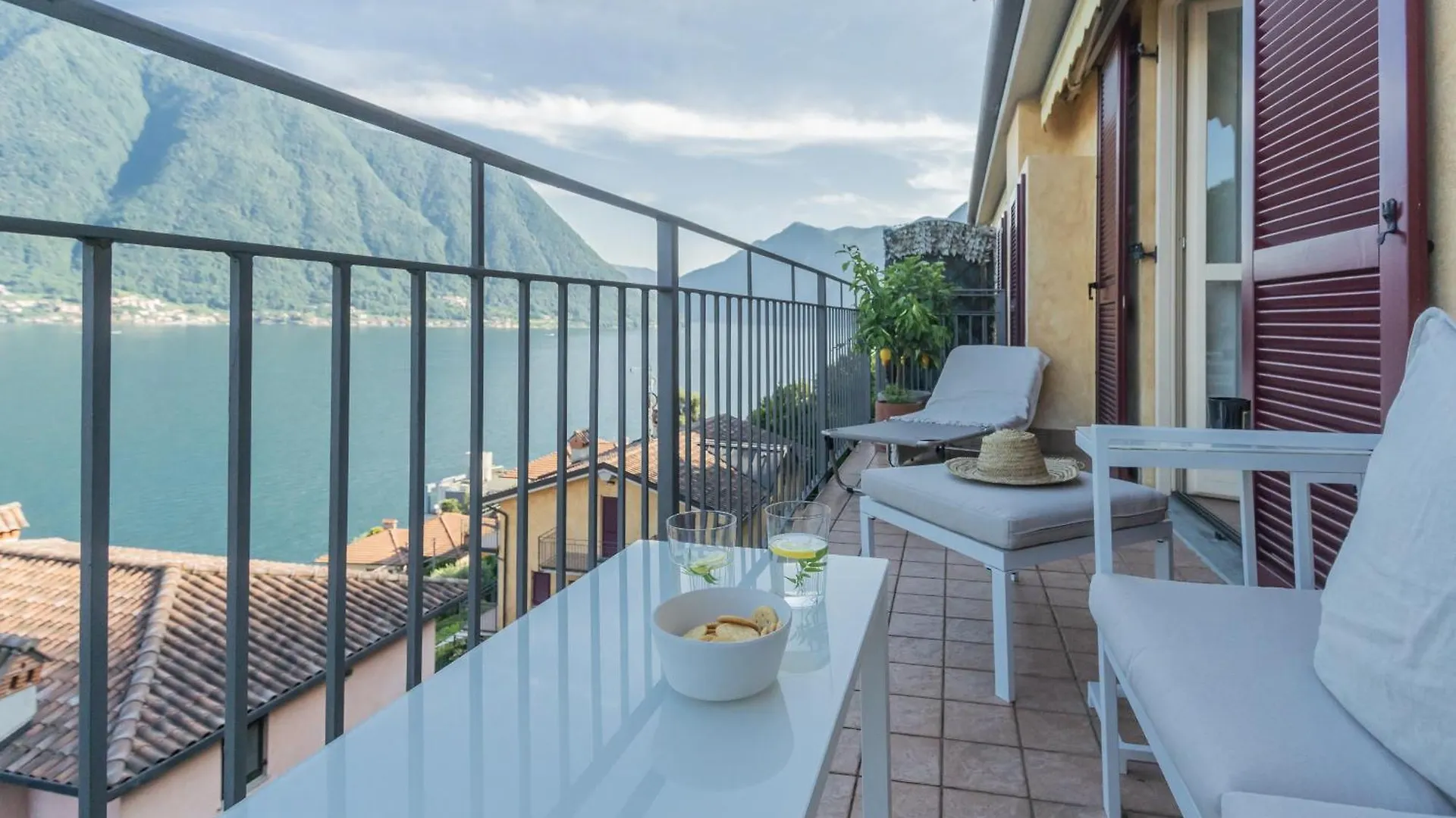 Casa Vela By Rent All Como سالا كوماسينا 0*,  إيطاليا
